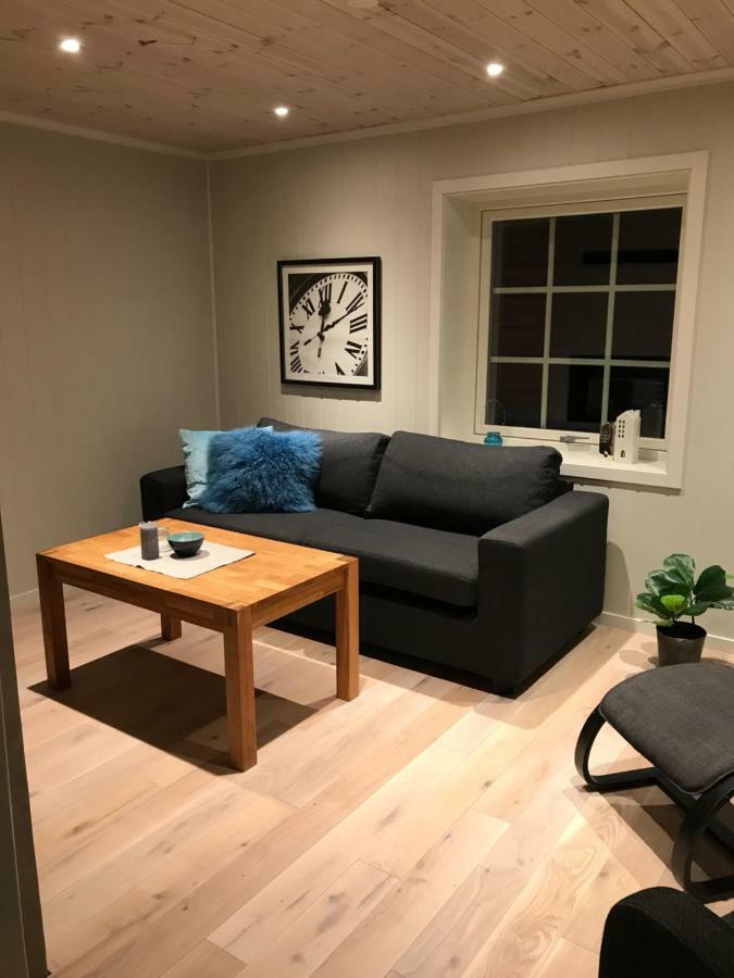 Kvaloya Lodge Futrikelv 外观 照片
